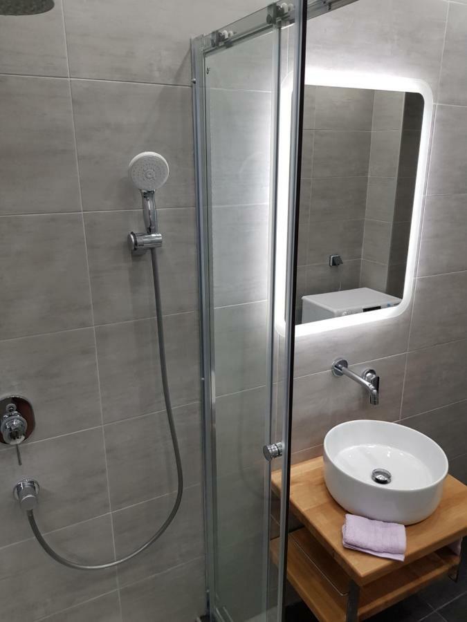 Adell Luxury Apartments كافالا المظهر الخارجي الصورة
