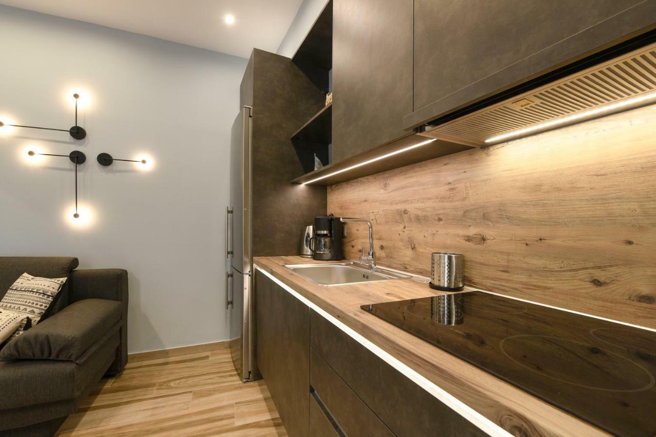 Adell Luxury Apartments كافالا المظهر الخارجي الصورة