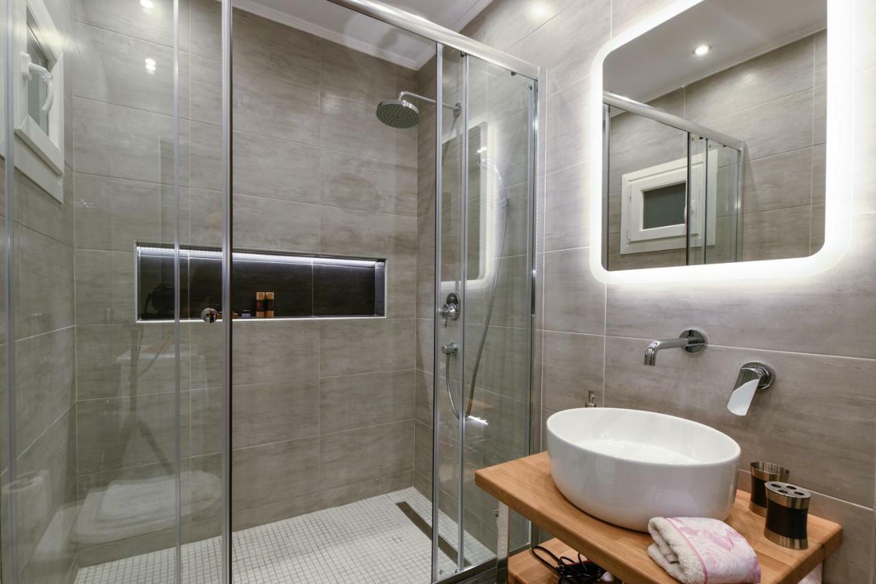 Adell Luxury Apartments كافالا المظهر الخارجي الصورة