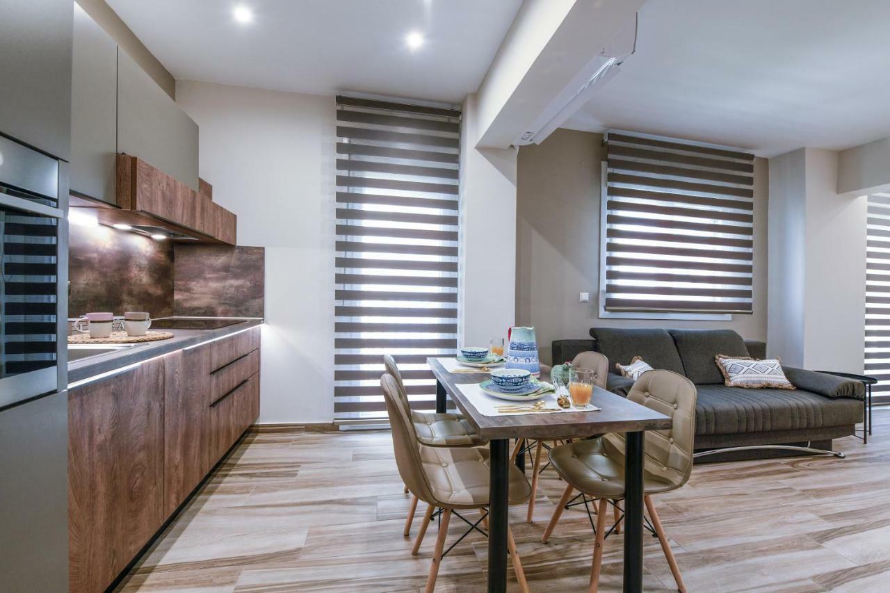 Adell Luxury Apartments كافالا المظهر الخارجي الصورة